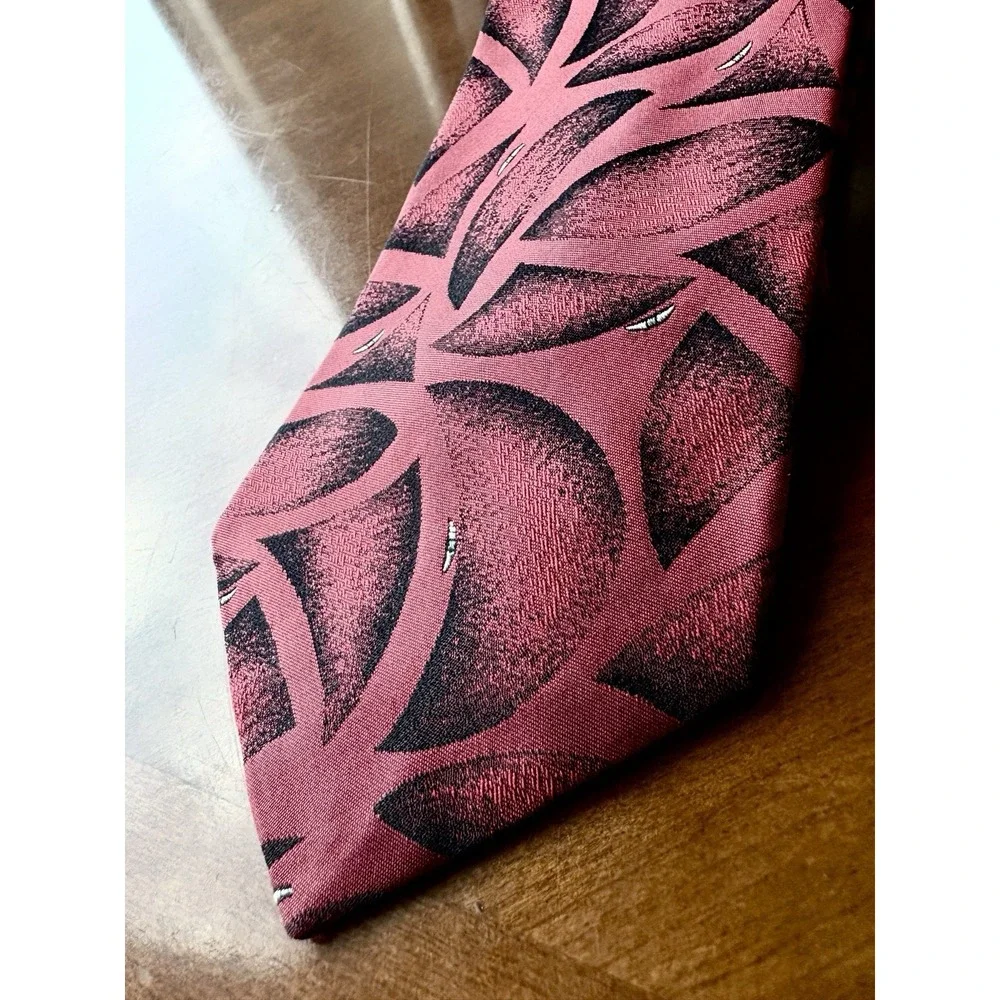 Vintage Mario Valentino Men's Silk Necktie Red Geometric Retro 80s 90s